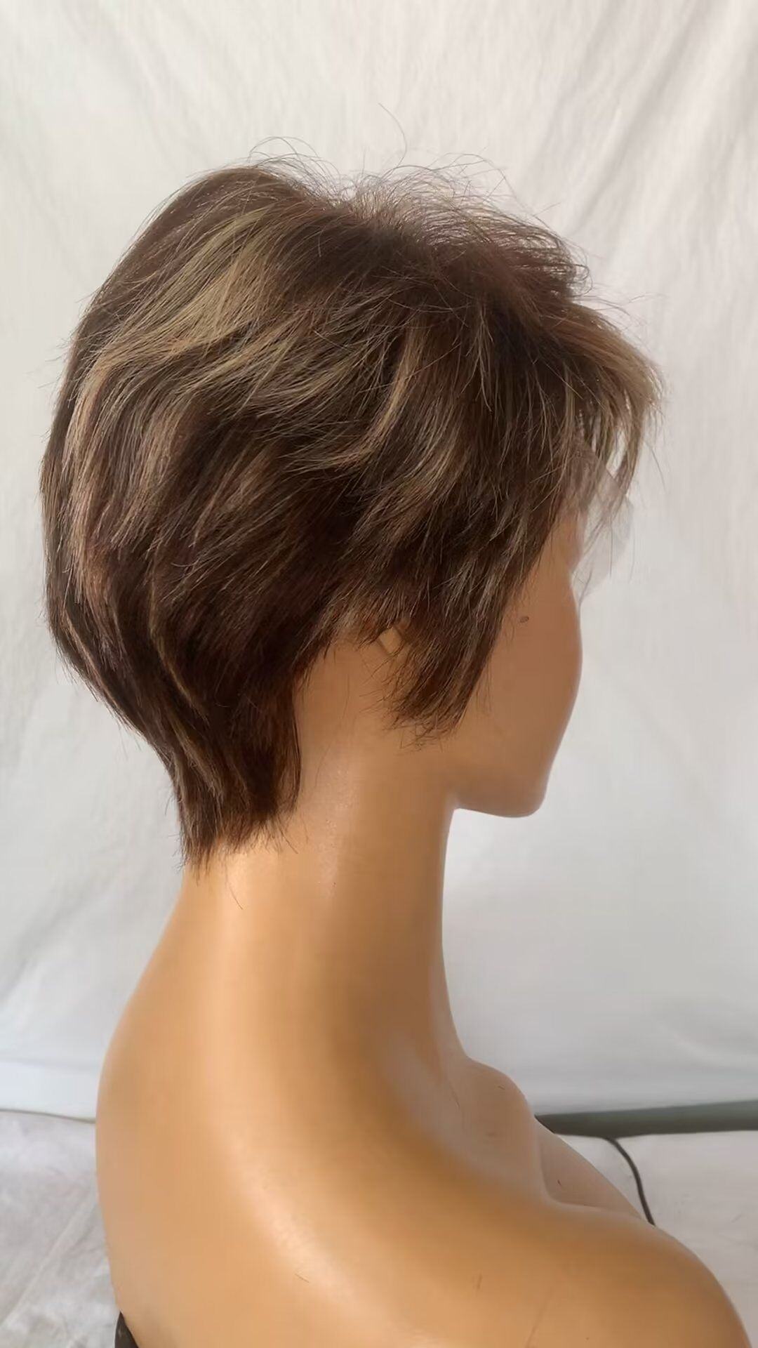 Alia Hot Selling pixie 13*4 frontal lace High Quality 1001TP8Perucas de cabelo humano brasileiras Cheap Price human hair wigs suppliers